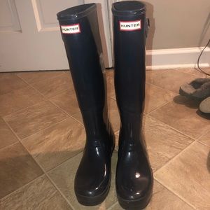 Navy Blue Hunter Rain Boots Size 8